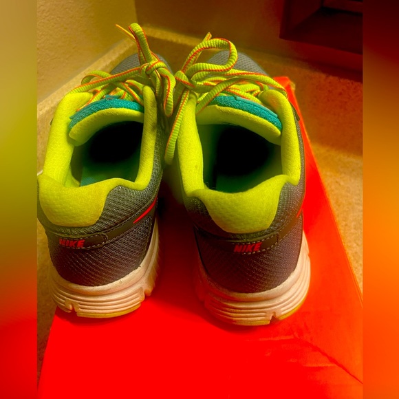 NIKE - Multi Color Tennis Shoe - Picture 3 of 5